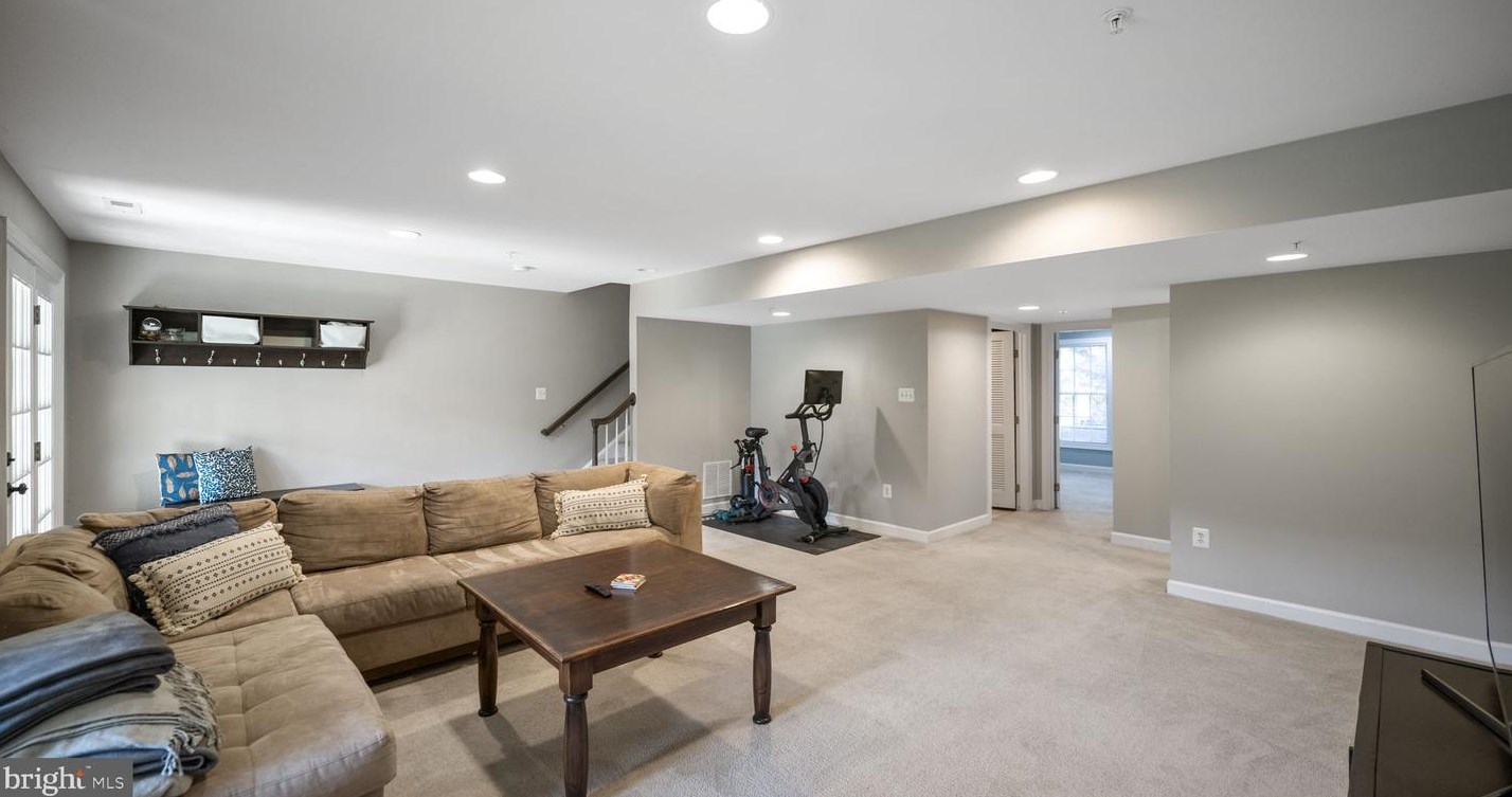 23618 General Store Dr, Clarksburg MD 20871-4322 exterior