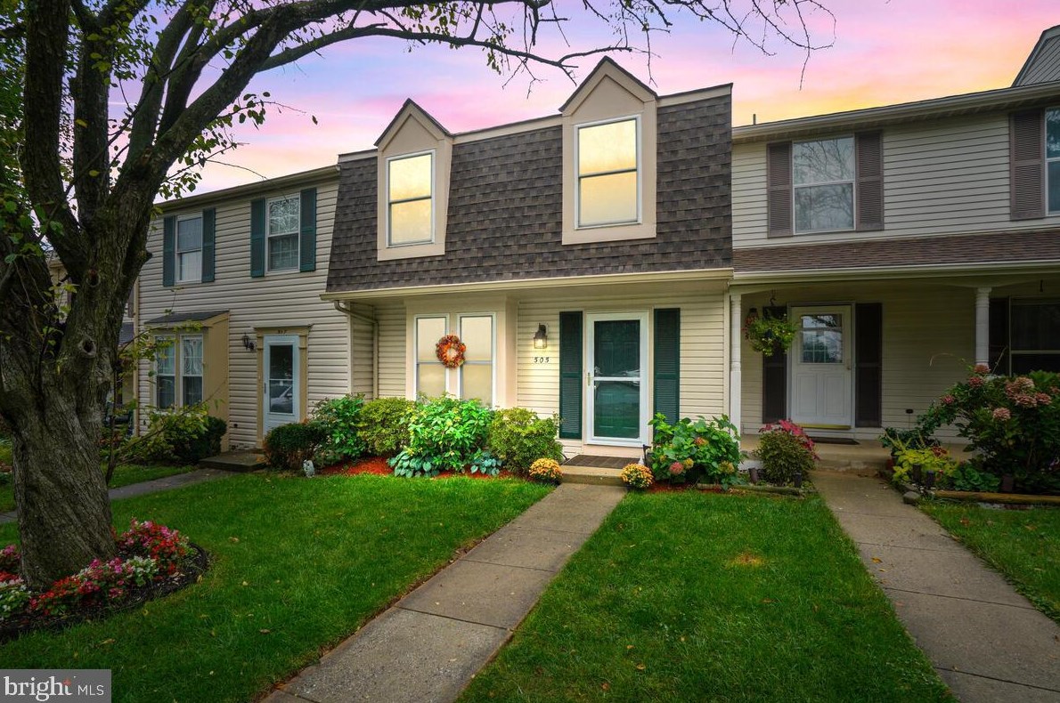 505 Philmont Dr, Gaithersburg, MD 20878-2924