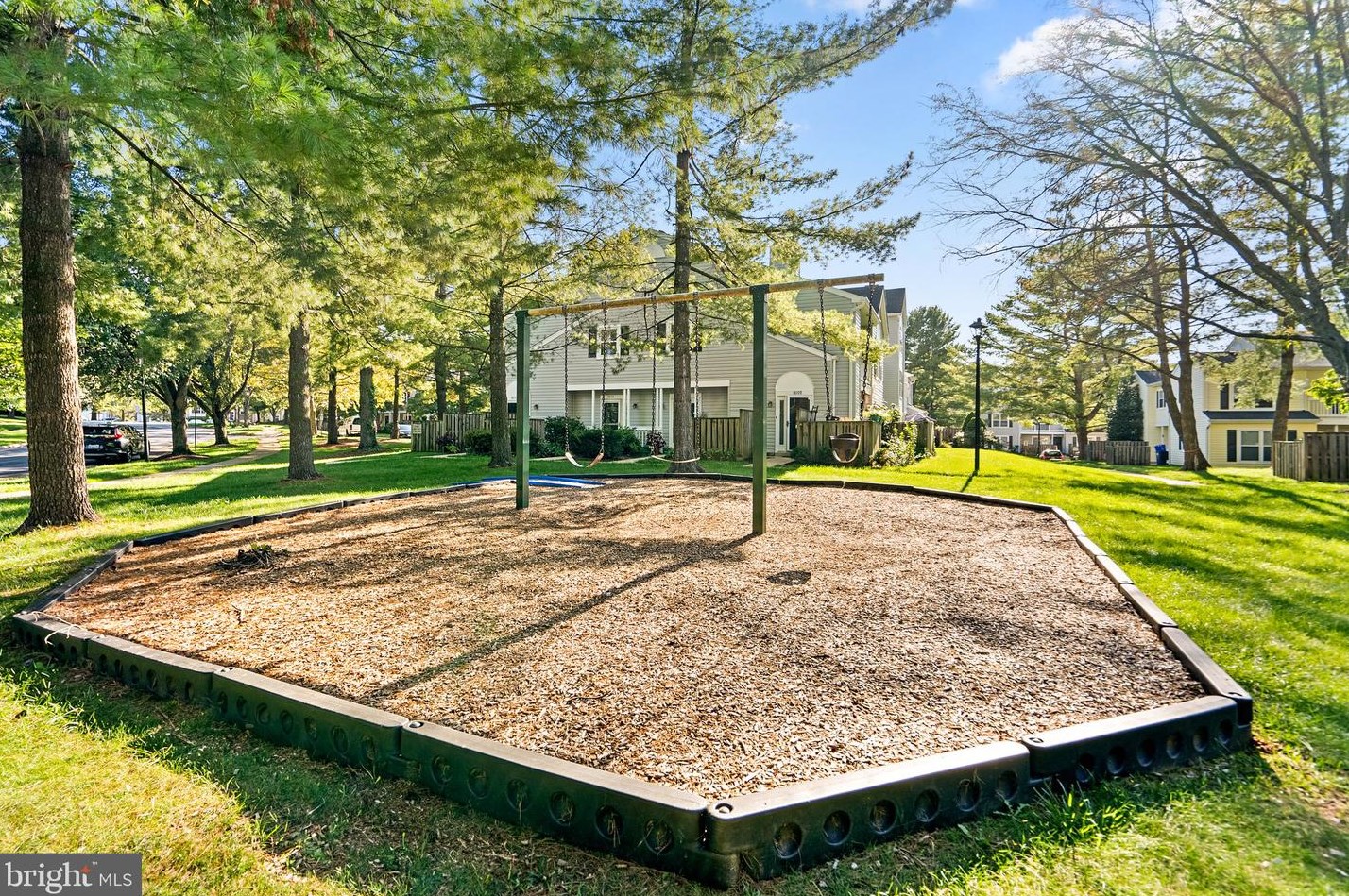 18233 Rolling Meadow Way, Olney MD  20832-1763 exterior