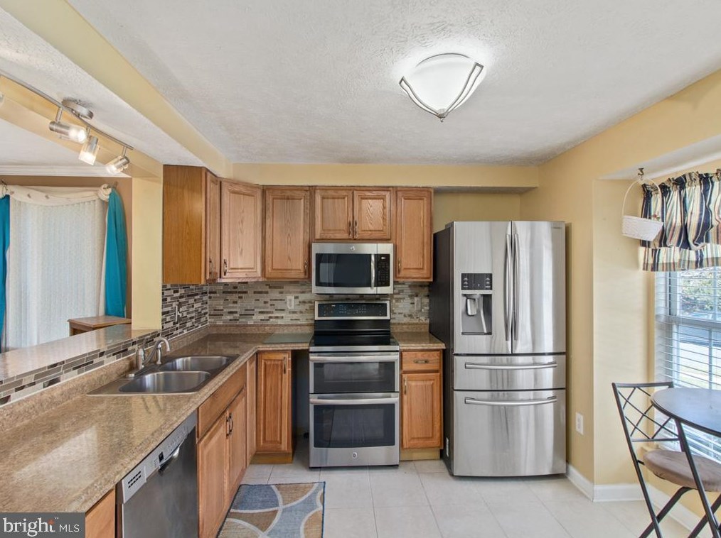 18 Ivy Oak Ct, Gaithersburg, MD 20877