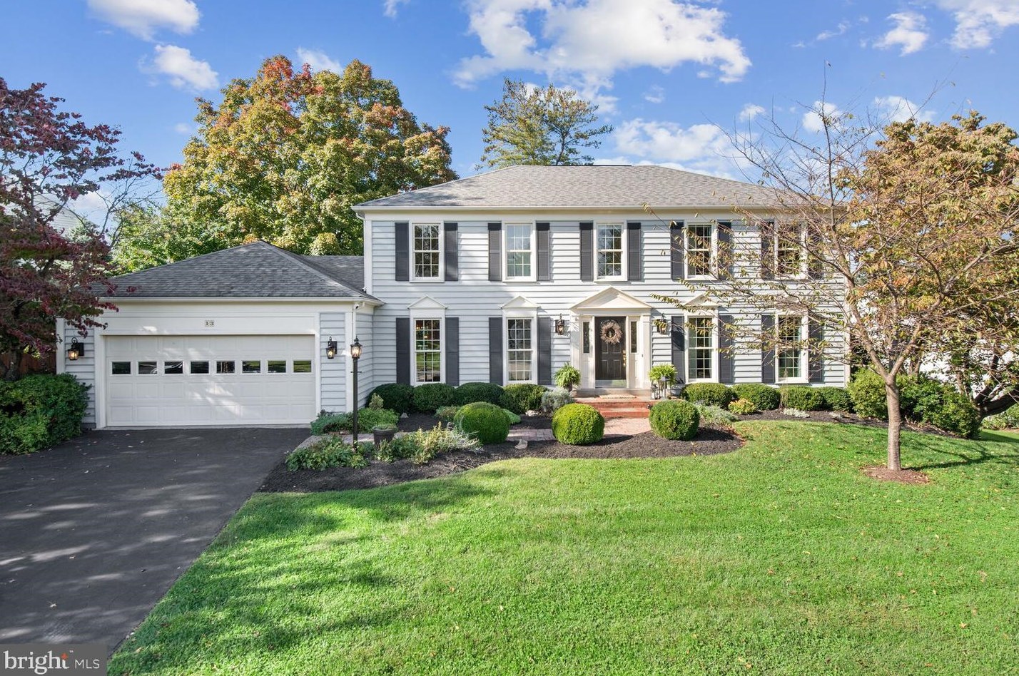 13 Triple Crown Ct, Gaithersburg, MD 20878-3745