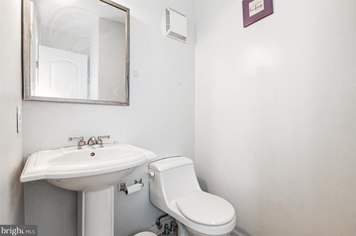 10317 Ridgeline Dr, Gaithersburg MD  20886-3007 exterior