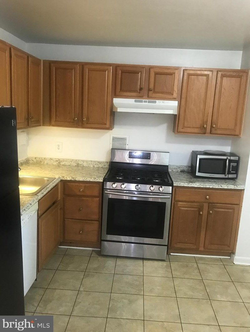 8830 Piney Branch Rd #1004, Silver Spring, MD 20903