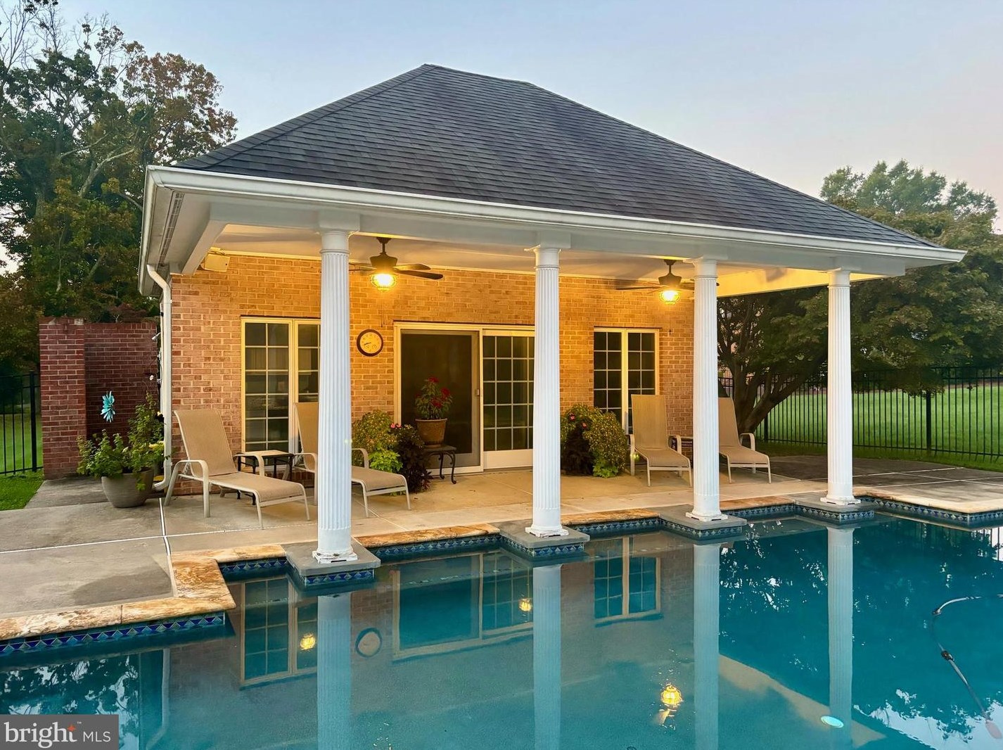 8600 Lochaven Dr, Gaithersburg, MD 20882-4466