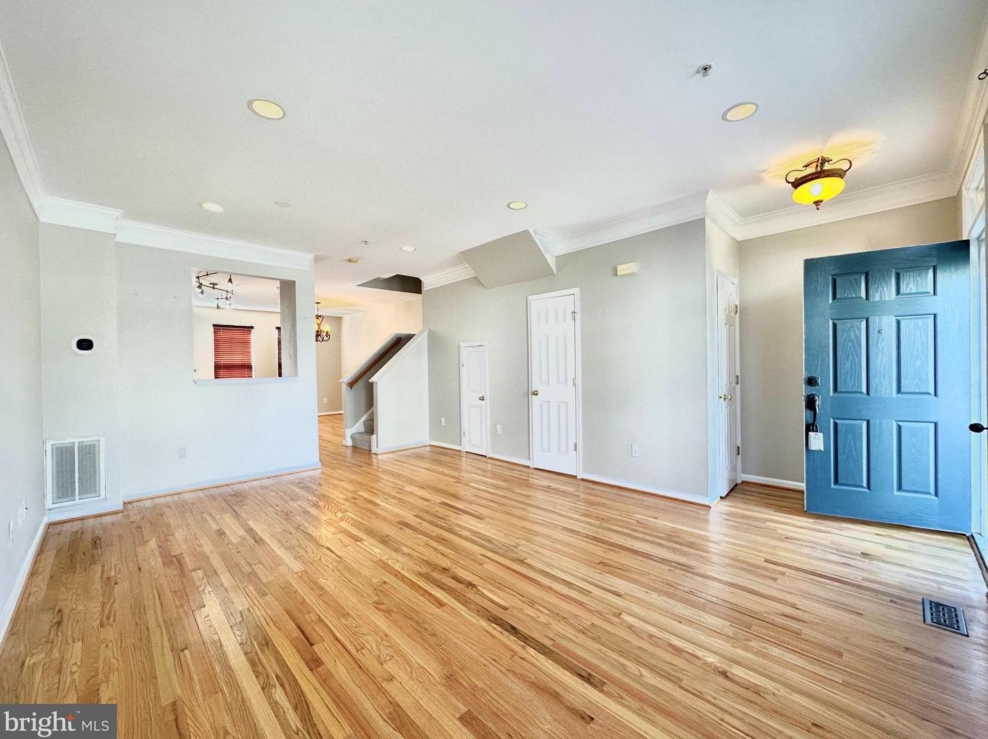 154 Golden Ash Way, Gaithersburg MD  20878-6492 exterior