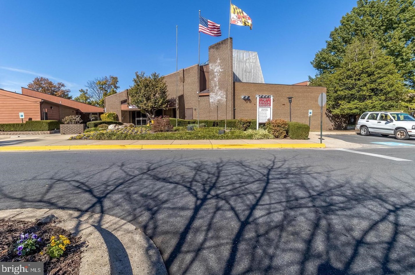 448 Girard St, Gaithersburg MD  20877-3318 exterior