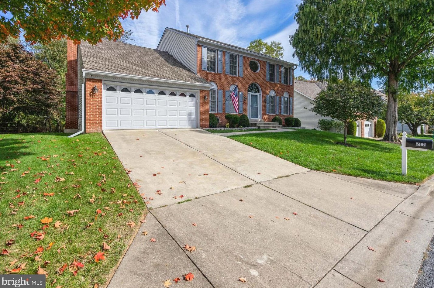 217 Lower Country Dr, Gaithersburg, MD 20877-4324