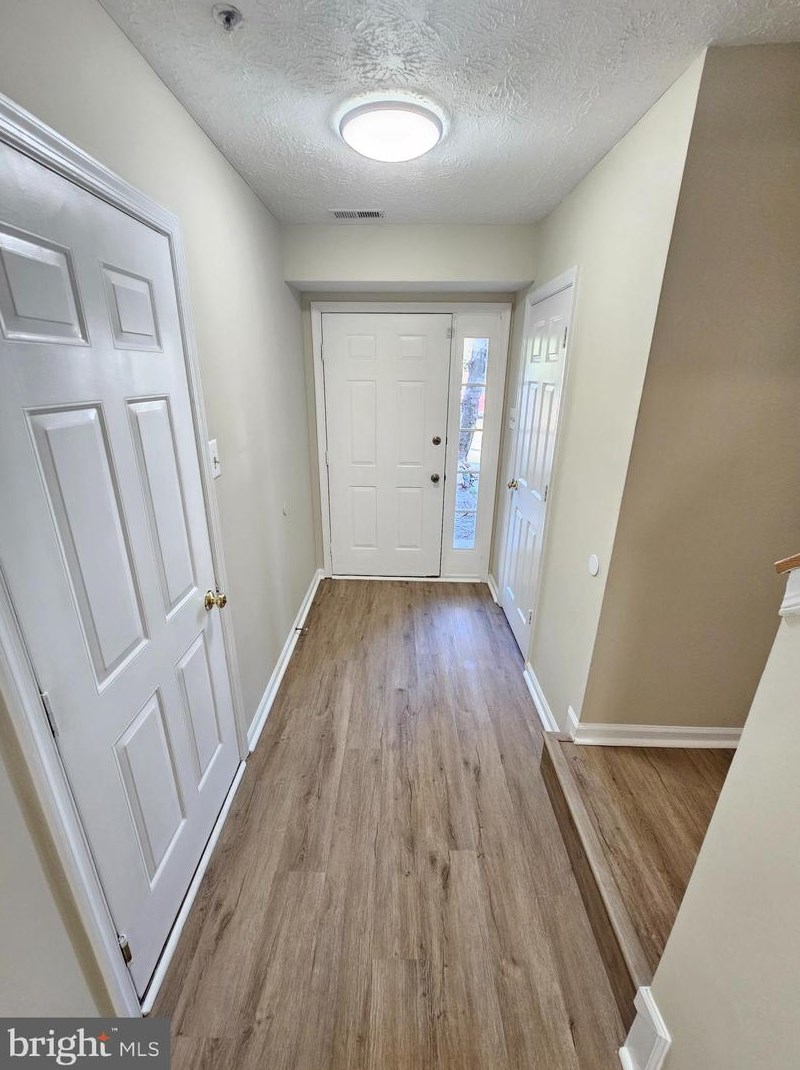 17917 Cottonwood Ter, Gaithersburg MD  20877-1029 exterior