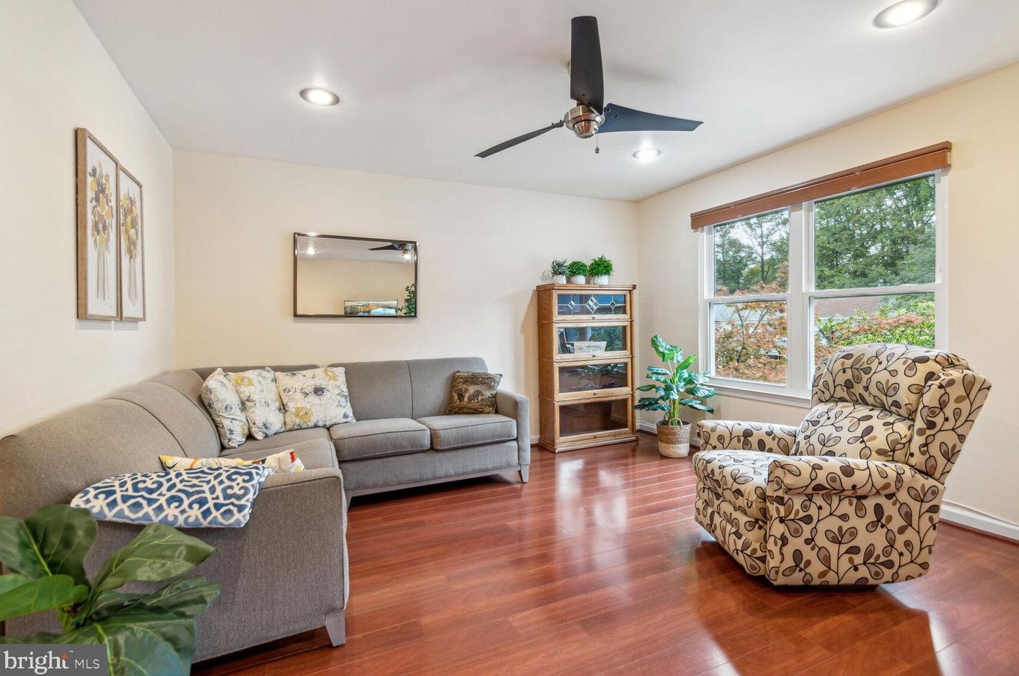 2226 Wimbledon Cir, Silver Spring, MD 20906