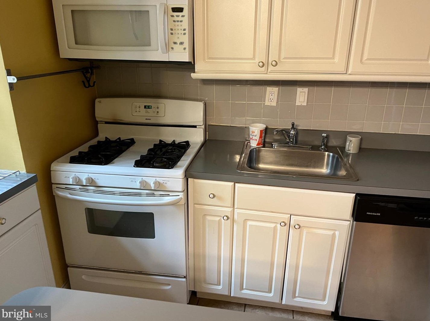 8329 Grubb Rd #g-102, Silver Spring, MD 20910