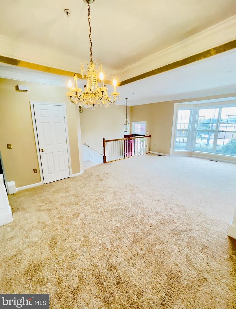 9 White Oak Vista Ct, Silver Spring, MD 20904