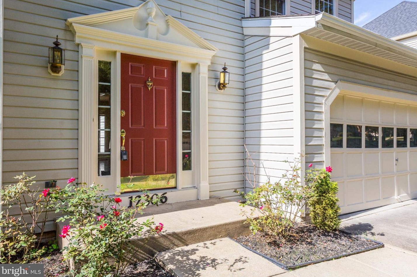 12306 Chagall Dr, Gaithersburg MD  20878-3462 exterior