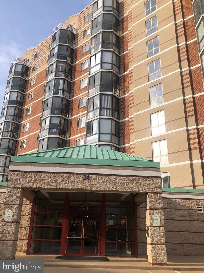 24 Courthouse Sq, Rockville MD 20850-2340 exterior