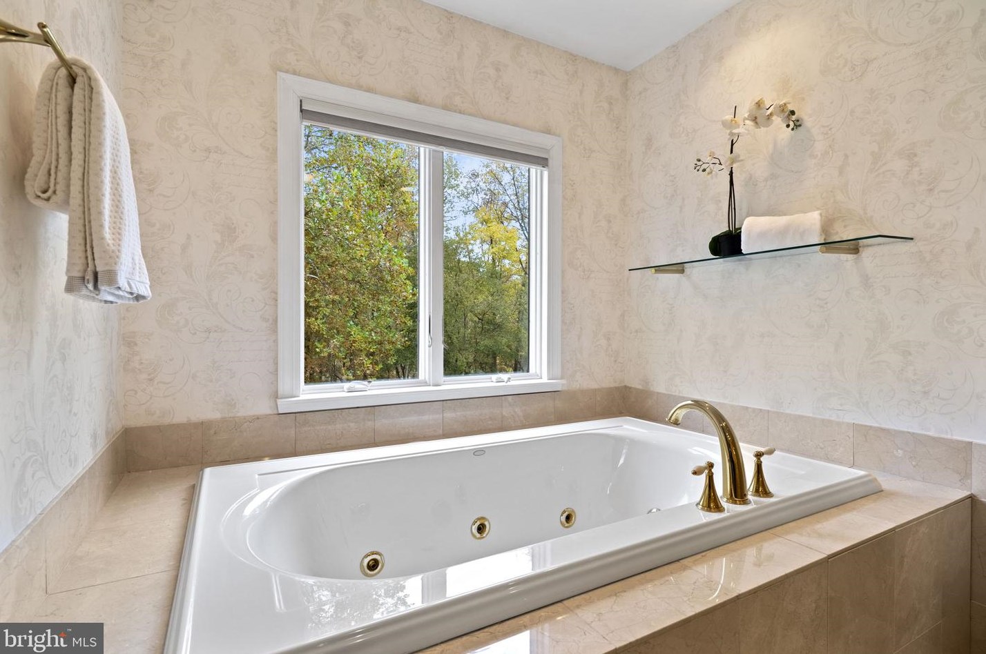 13324 Bondy Way, Gaithersburg MD  20878-2132 exterior