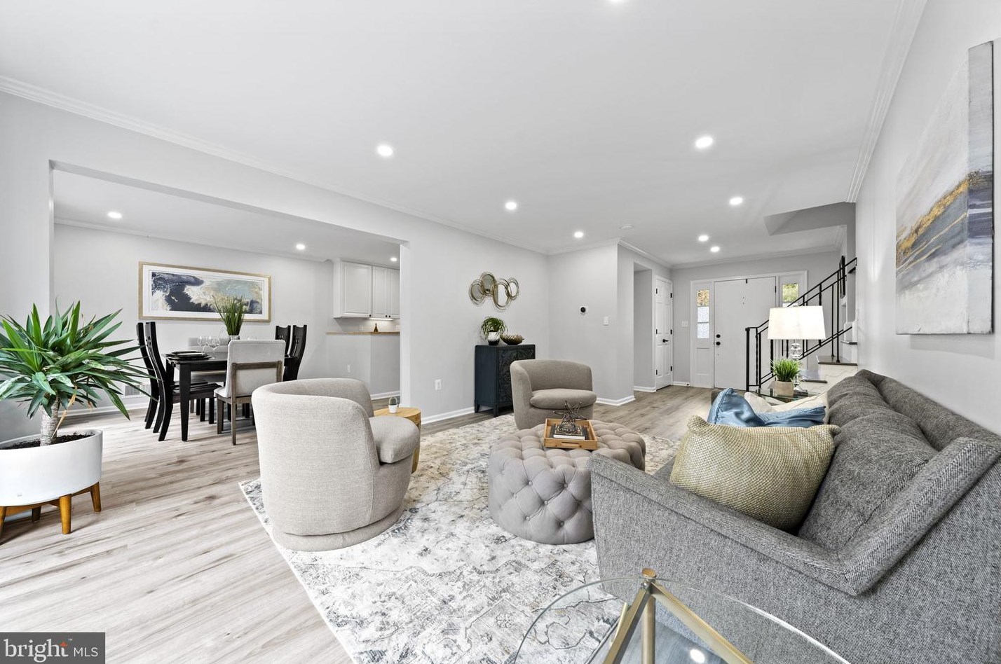 13324 Bondy Way, Gaithersburg MD  20878-2132 exterior