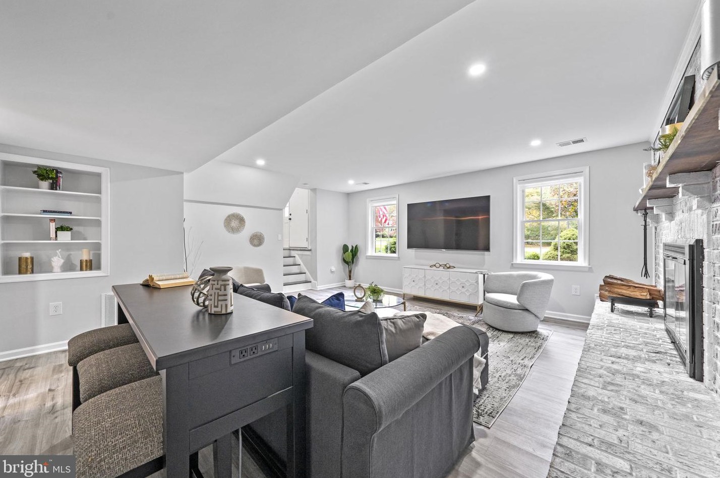 13324 Bondy Way, Gaithersburg MD  20878-2132 exterior