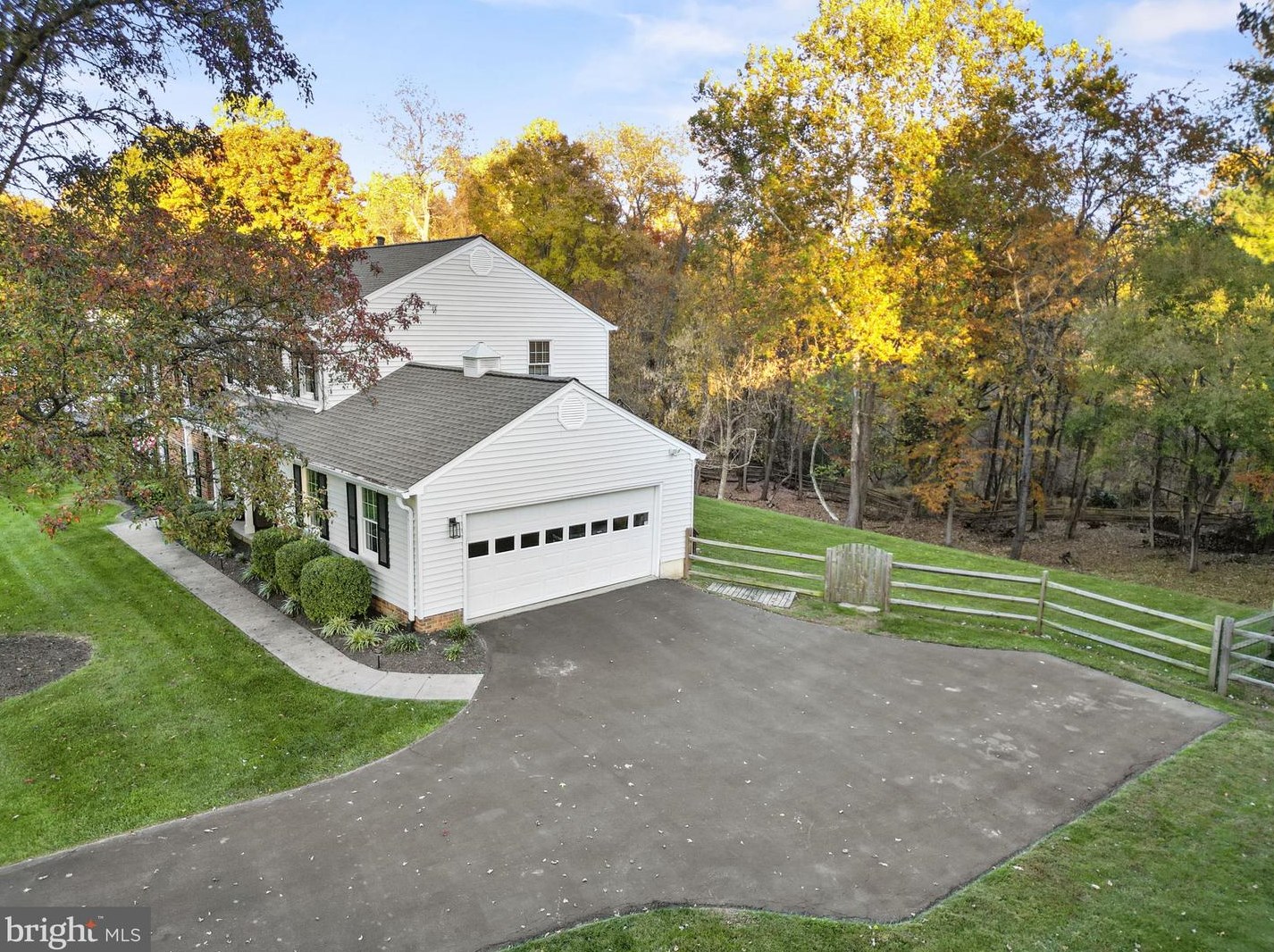 13324 Bondy Way, Gaithersburg MD  20878-2132 exterior