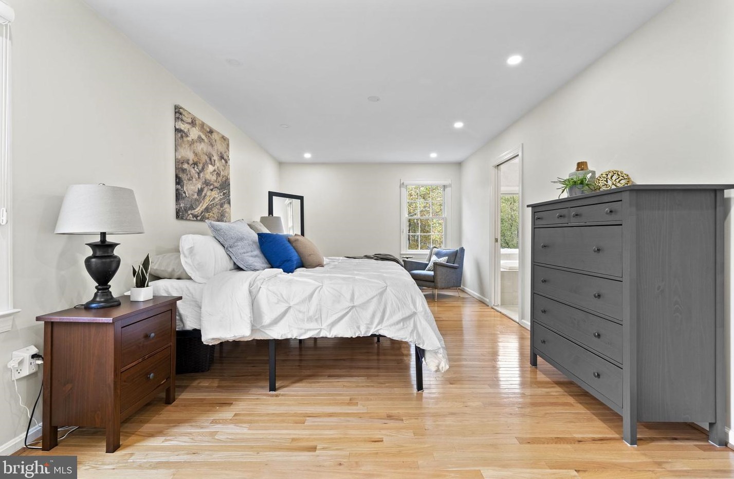 13324 Bondy Way, Gaithersburg MD  20878-2132 exterior