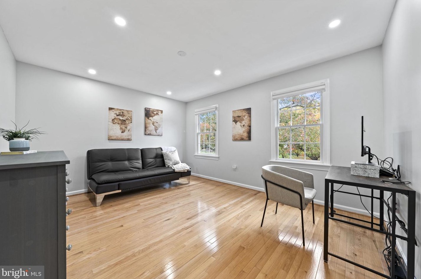 13324 Bondy Way, Gaithersburg MD  20878-2132 exterior