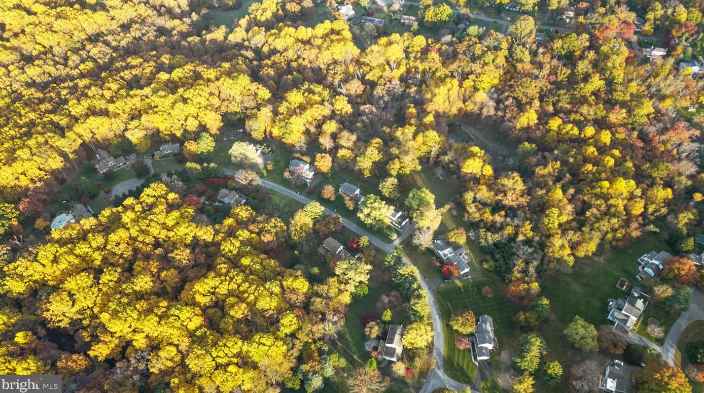 13324 Bondy Way, Gaithersburg MD  20878-2132 exterior