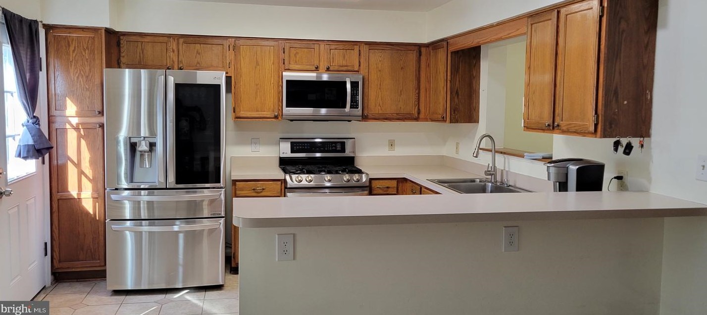 3606 Martins Dairy Cir, Olney MD  20832-2453 exterior