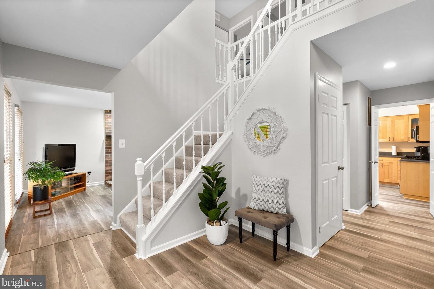 18649 Queen Elizabeth Dr, Unity, MD 20833