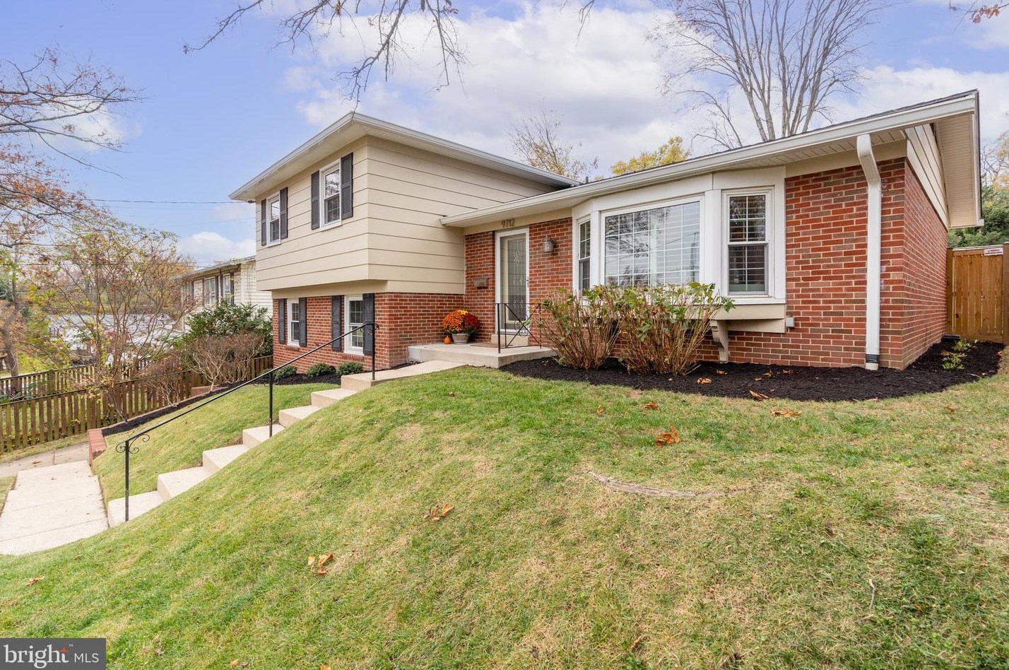 9712 Nassau Ln, Silver Spring, MD 20901