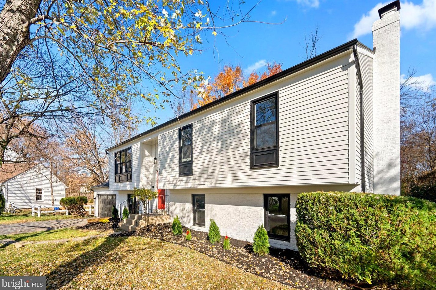 620 Poplarwood Pl, Gaithersburg MD  20877-1257 exterior