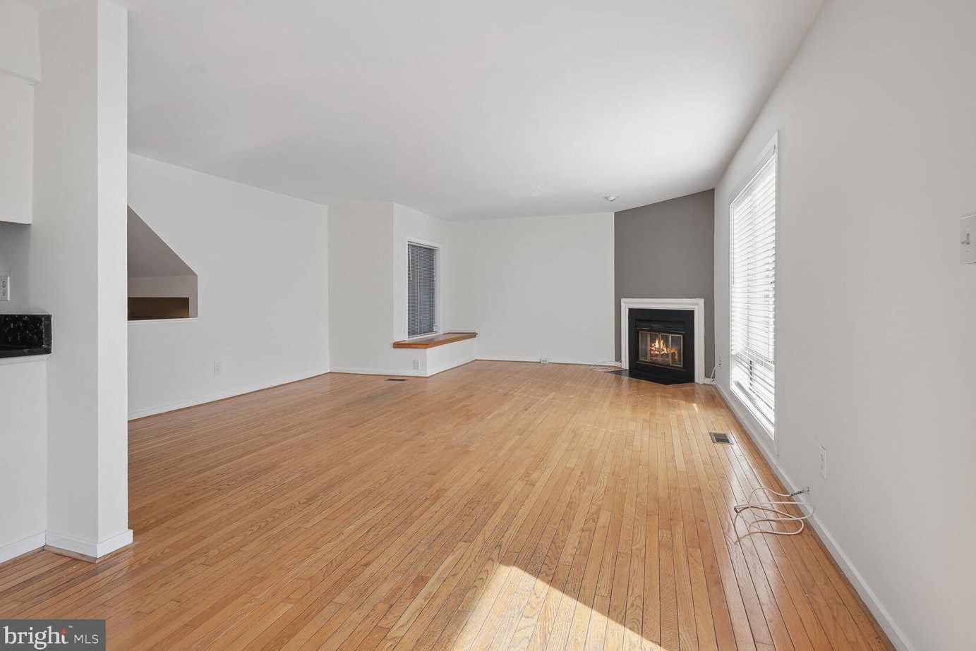 9873 Sailfish Ter, Gaithersburg MD  20886-4203 exterior