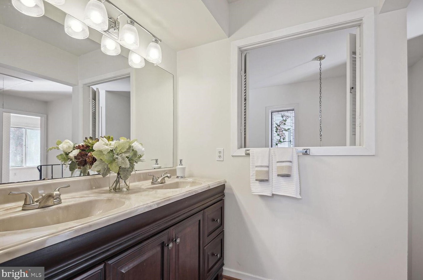 9873 Sailfish Ter, Gaithersburg MD  20886-4203 exterior