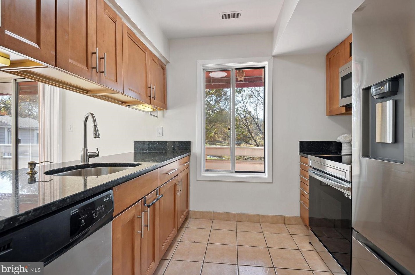 9873 Sailfish Ter, Gaithersburg MD  20886-4203 exterior