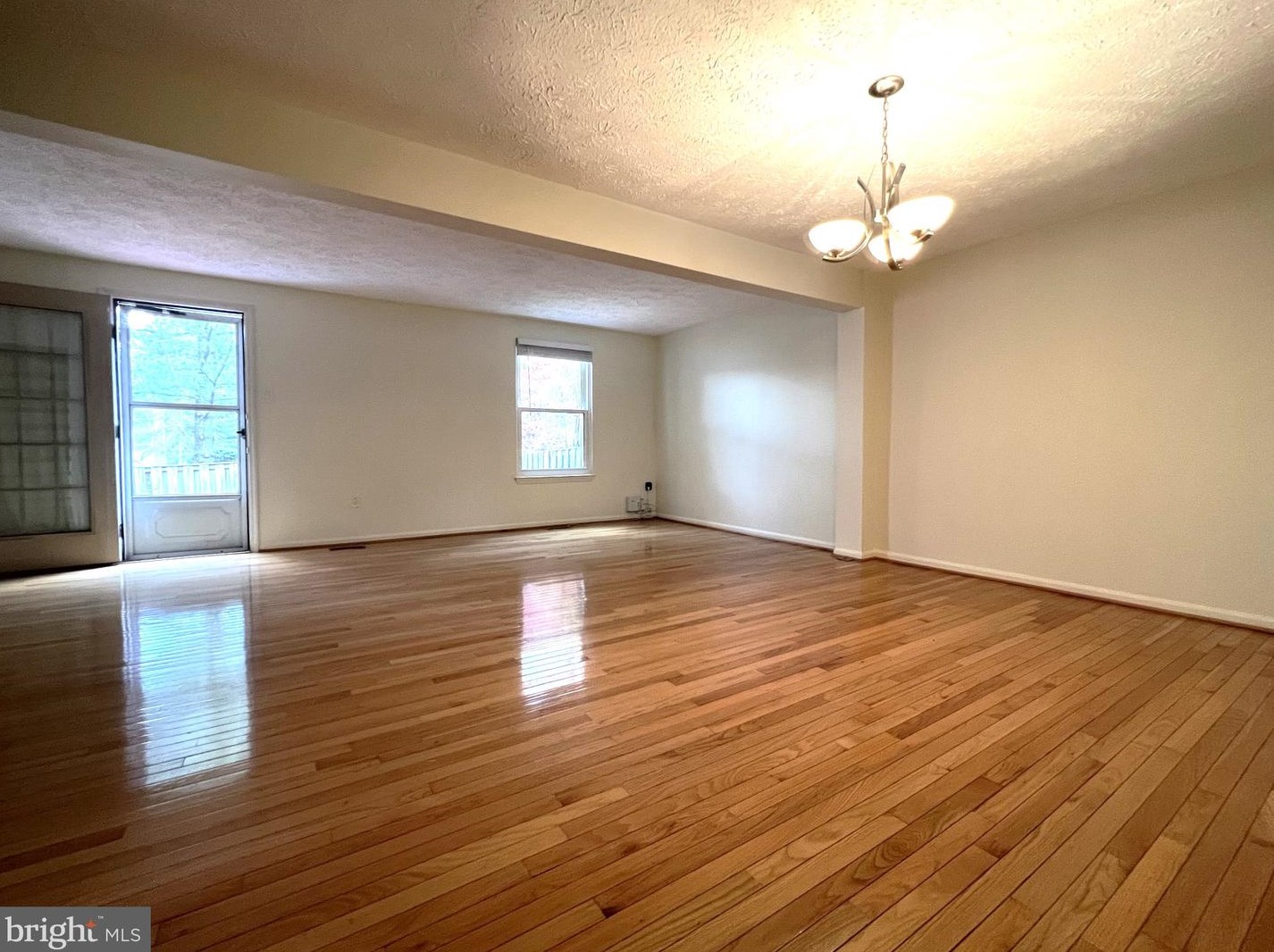 14031 Great Notch Ter, Gaithersburg MD  20878-4237 exterior