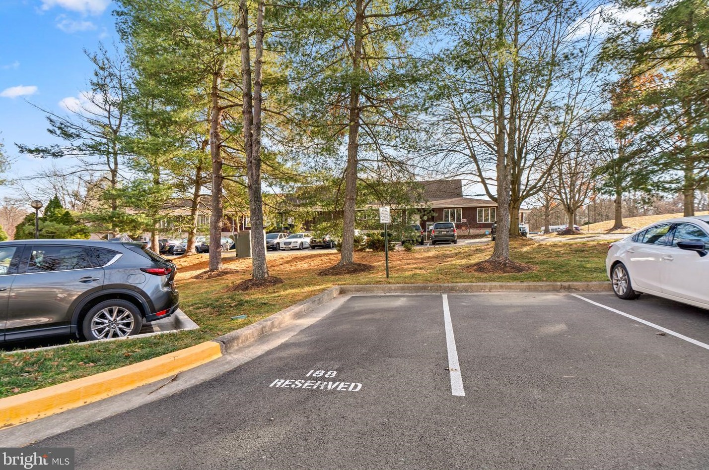 18268 Windsor Hill Dr, Olney MD  20832-1449 exterior