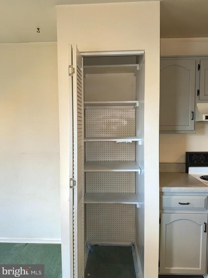 9509 Briar Glenn Way, Gaithersburg MD  20886-1330 exterior