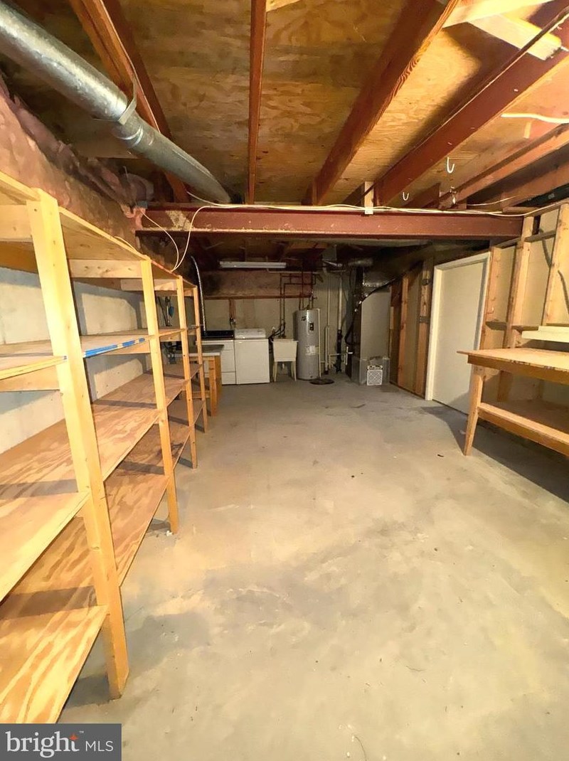 9509 Briar Glenn Way, Gaithersburg MD  20886-1330 exterior