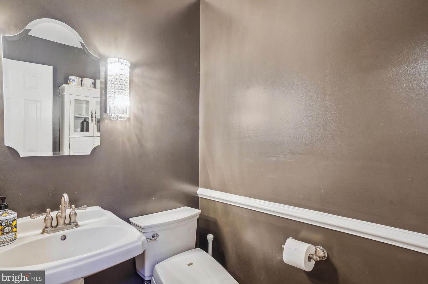 18520 Cape Jasmine Way, Gaithersburg MD  20879-4646 exterior