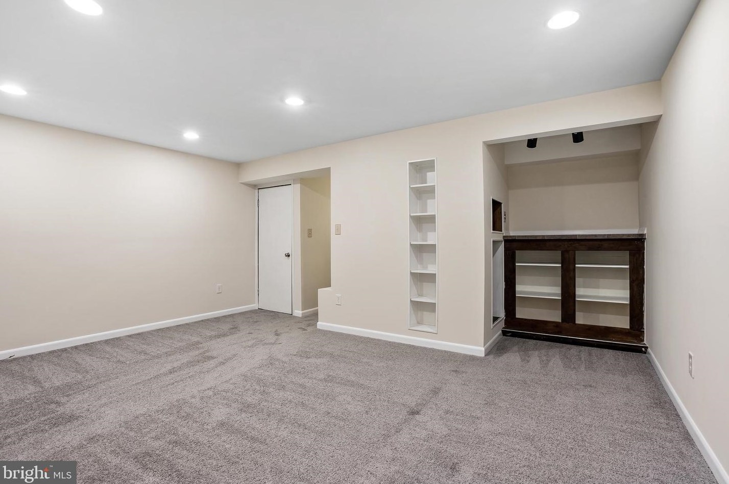 14629 Keeneland Cir, Gaithersburg MD 20878-3772 exterior