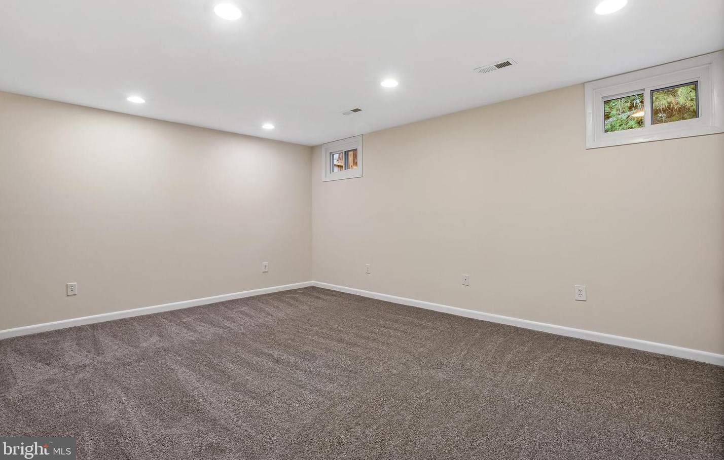 14629 Keeneland Cir, Gaithersburg MD 20878-3772 exterior