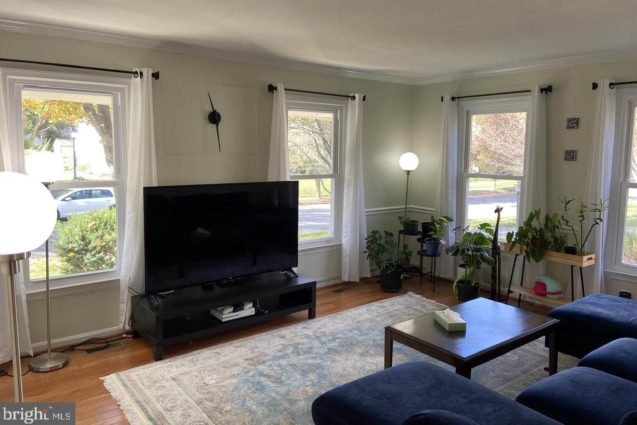 458 Bostwick Ln, Gaithersburg MD  20878-1944 exterior