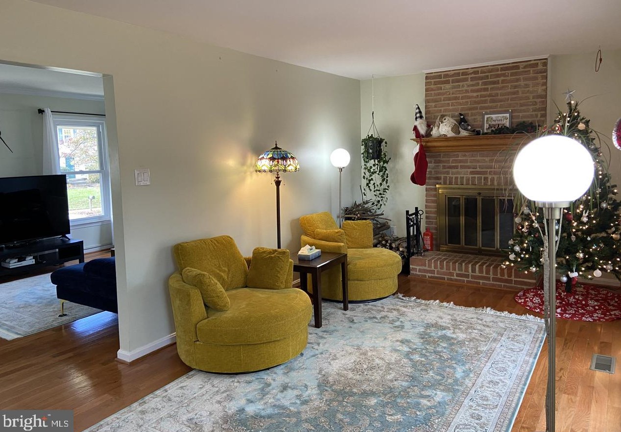 458 Bostwick Ln, Gaithersburg MD  20878-1944 exterior