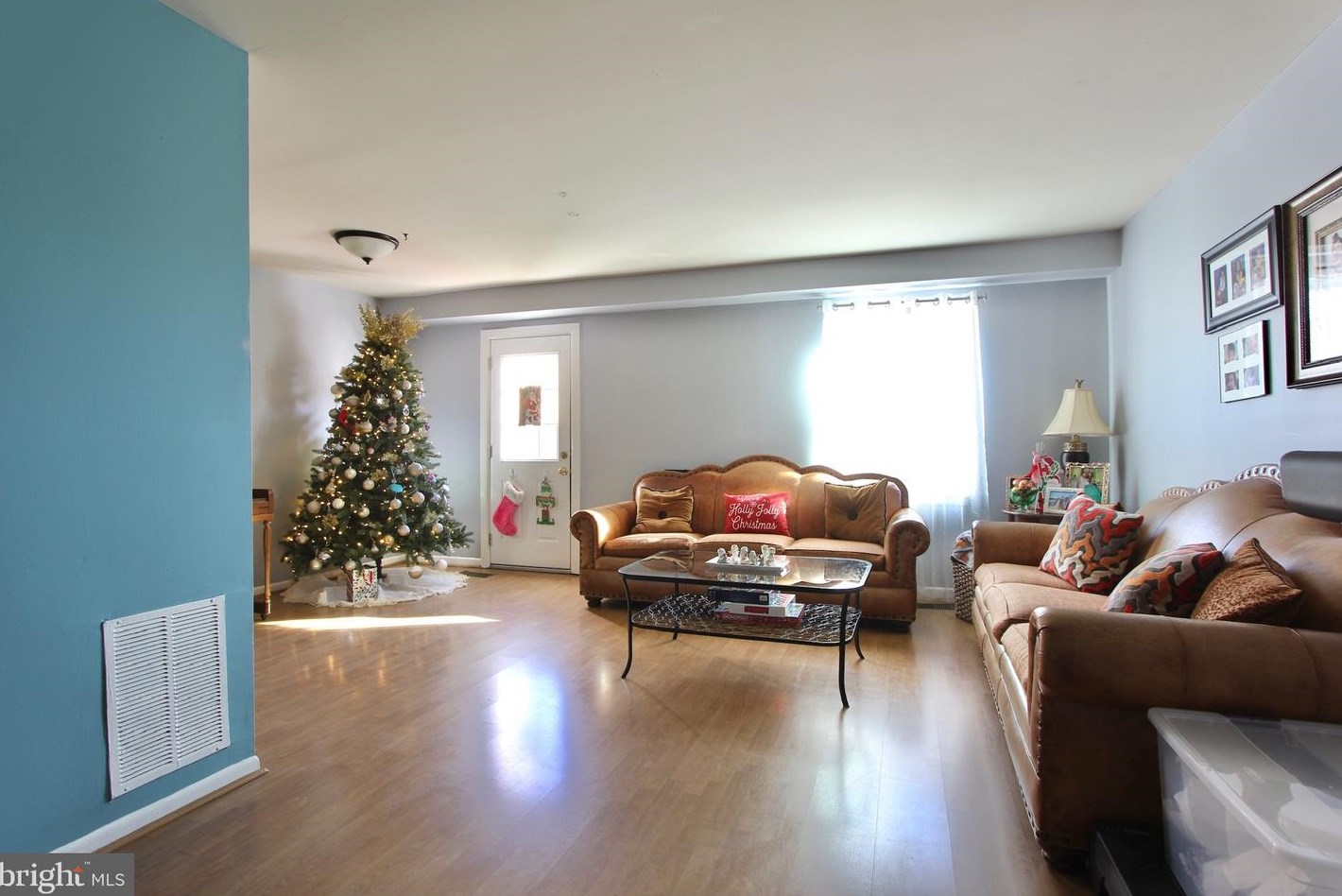 704 Side Dr, Gaithersburg, MD 20878-3110