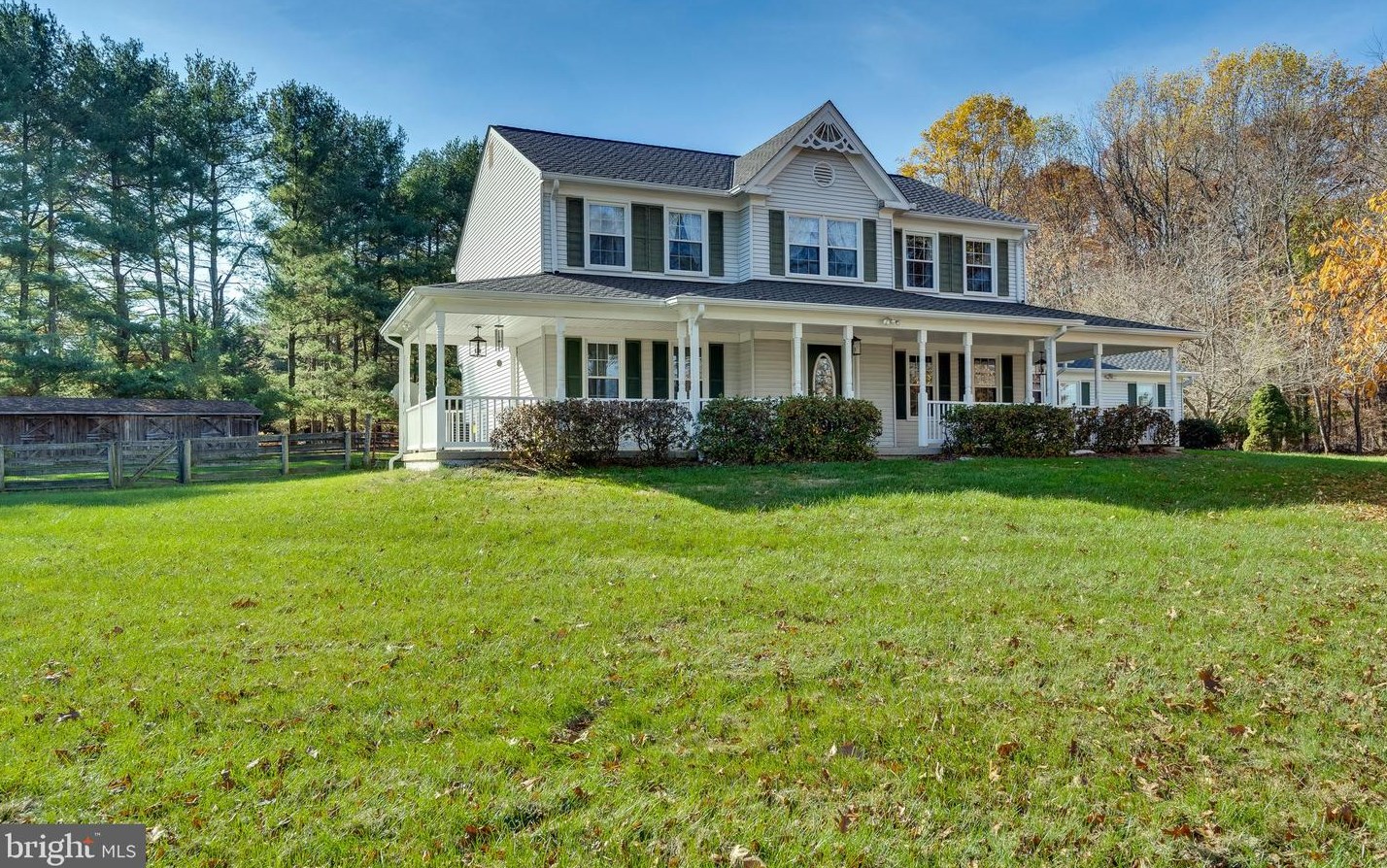 25200 Woodfield School Rd, Gaithersburg, MD 20882