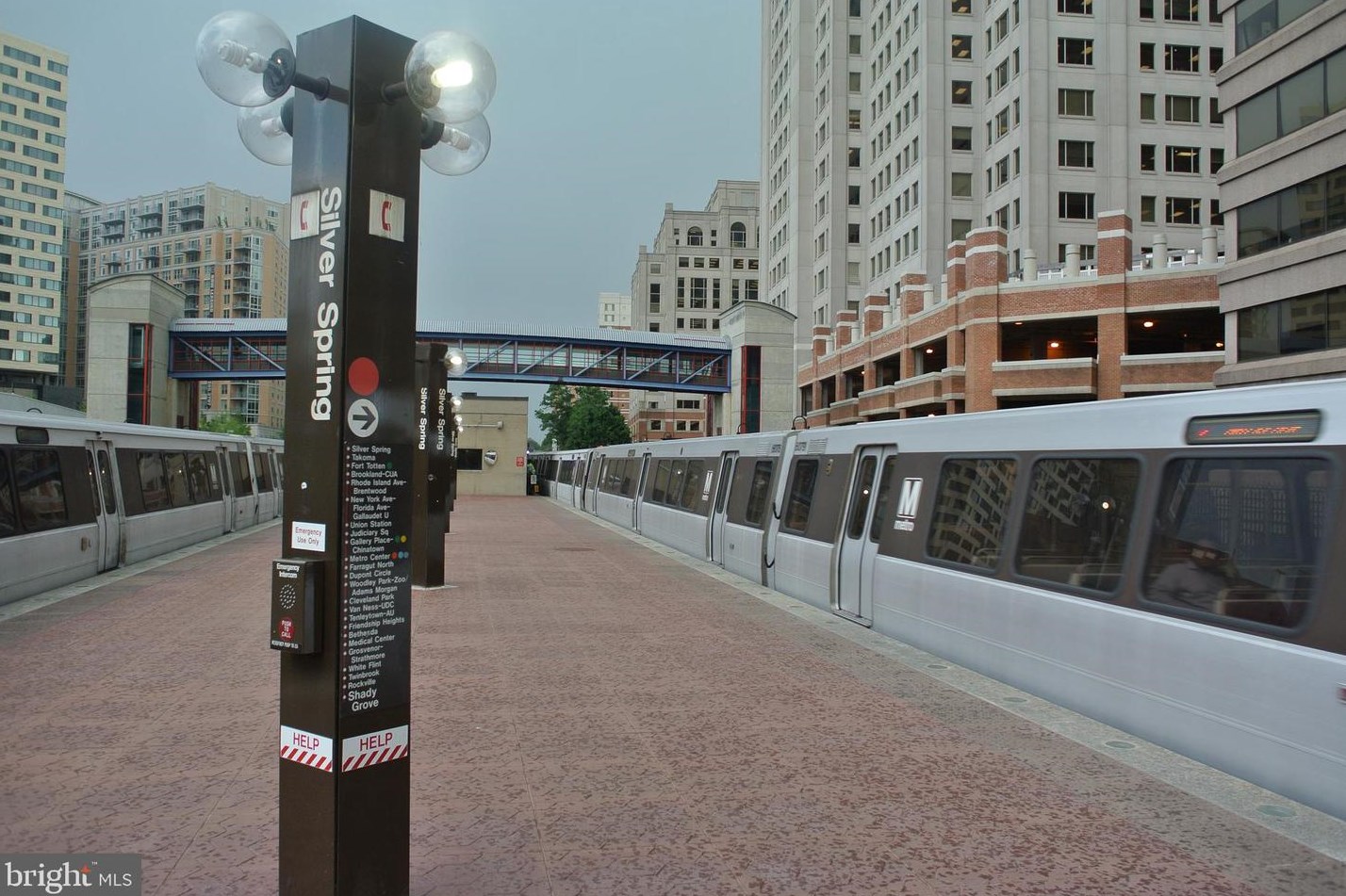 930 Wayne Ave, Silver Spring MD  20910-4429 exterior