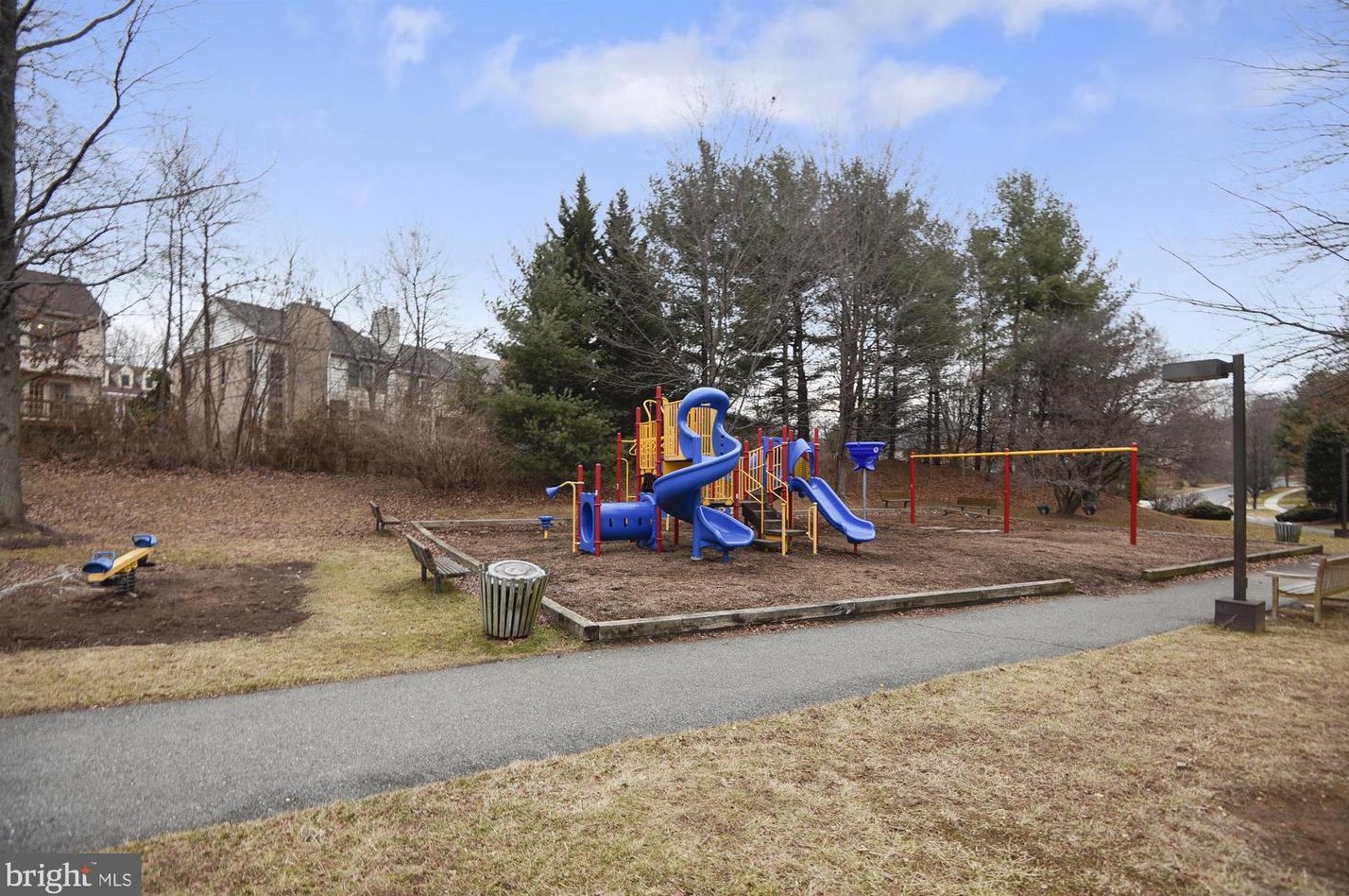 3 Bloomingdale Ct, Rockville MD 20852-5537 exterior