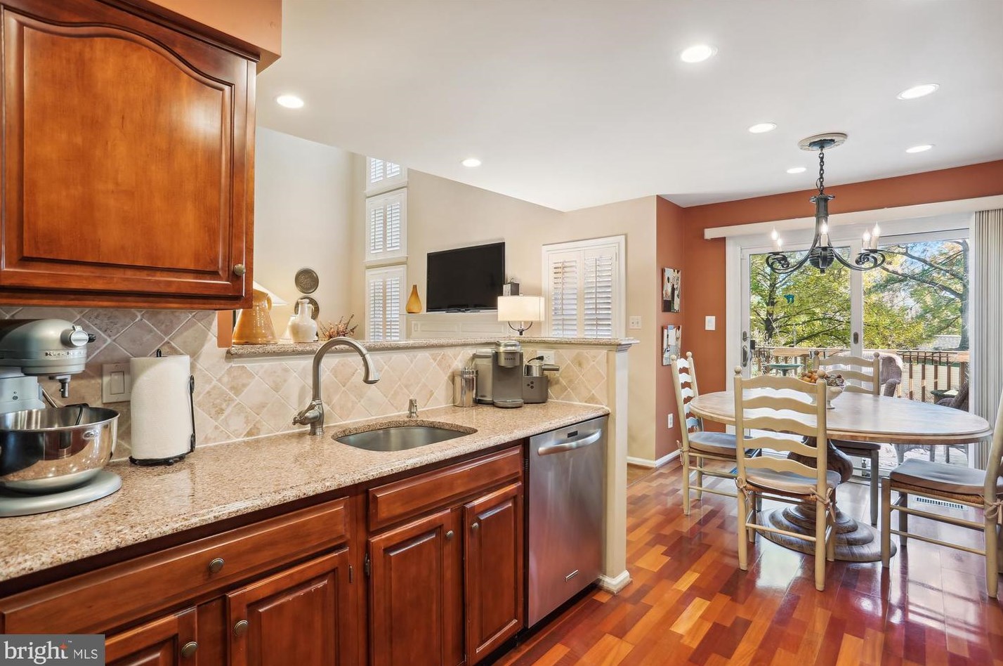 3 Bloomingdale Ct, Rockville MD 20852-5537 exterior