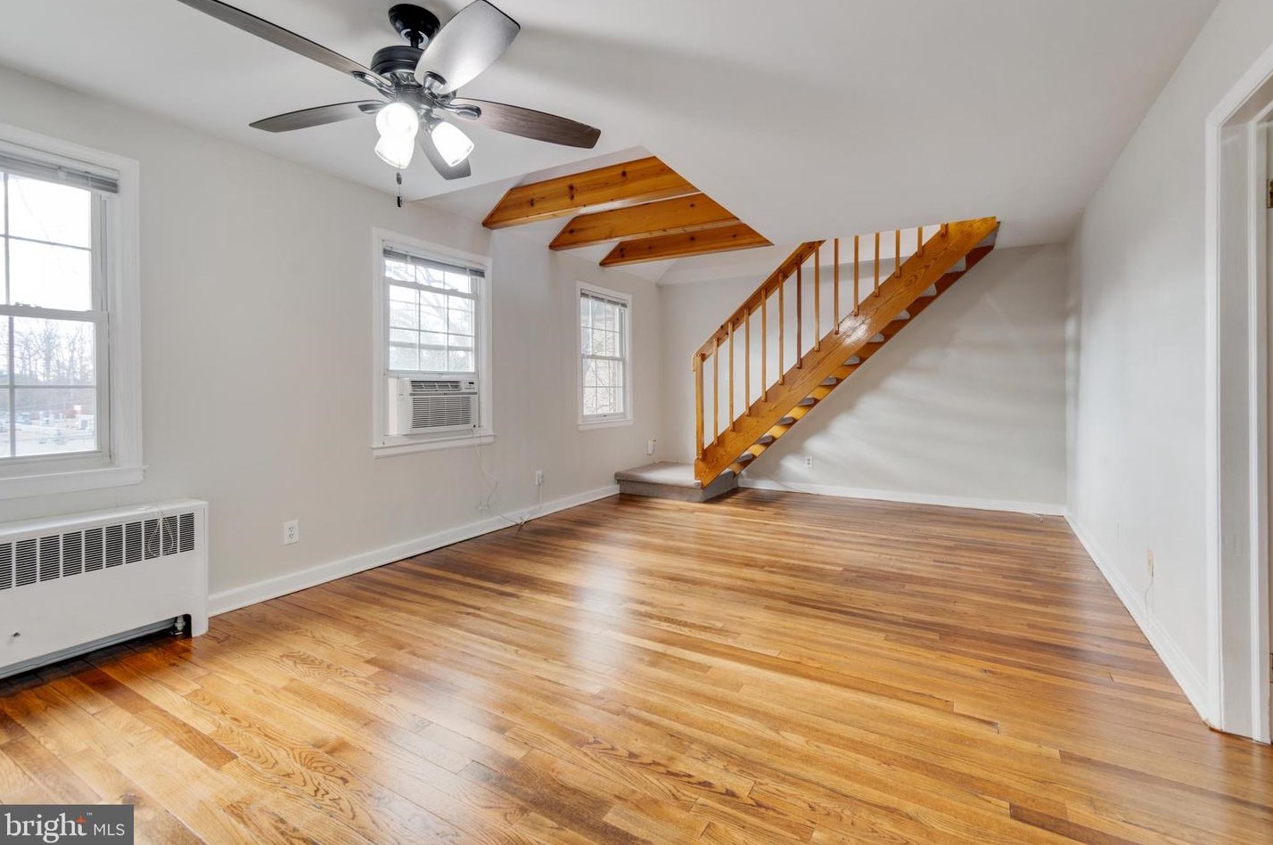 2225 Washington Ave #202, Silver Spring, MD 20910