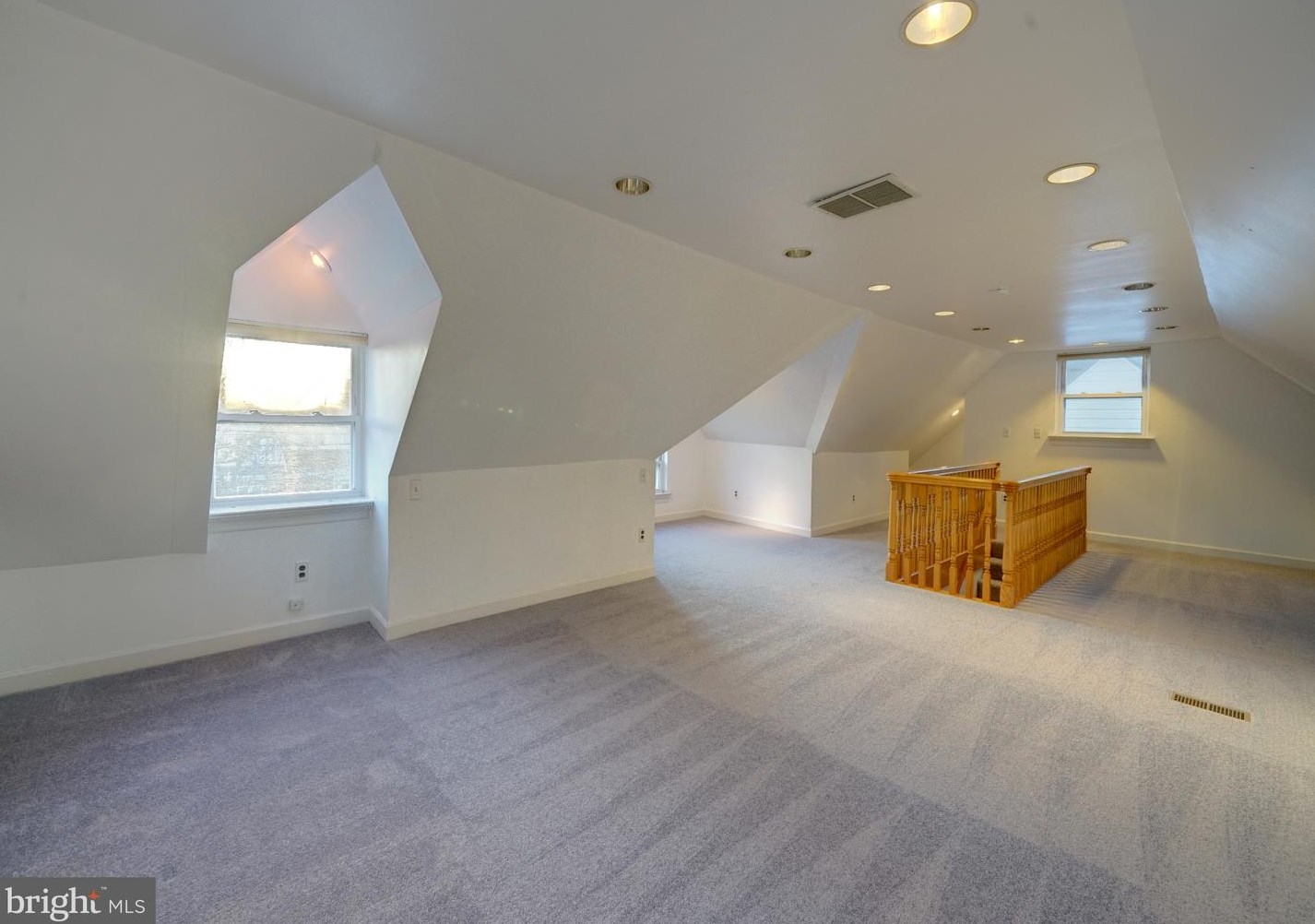 8817 2nd Ave, Silver Spring, MD 20910