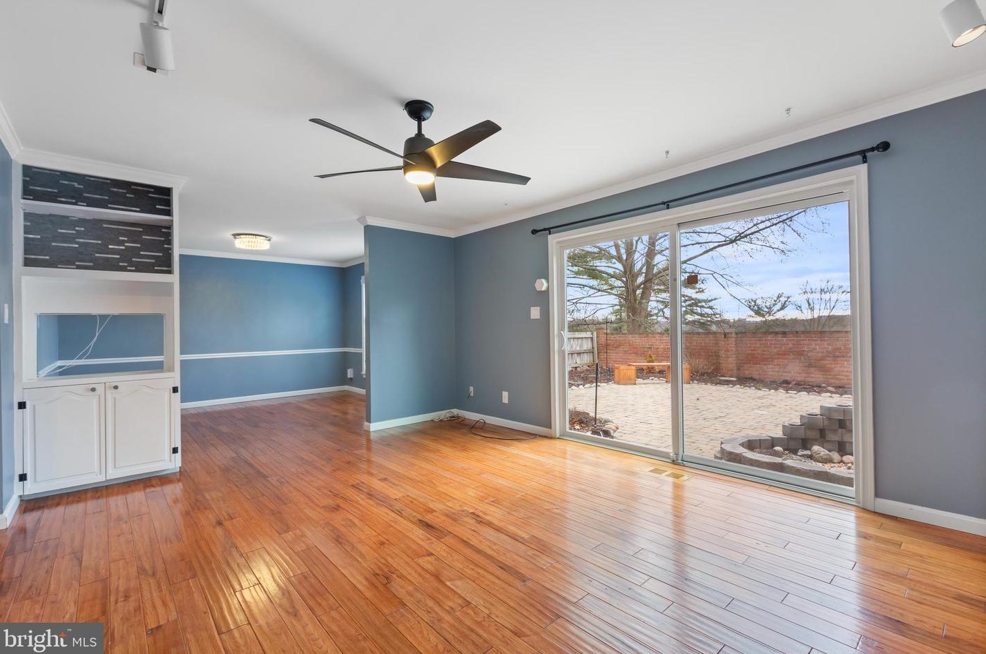 19327 Frenchton Pl, Gaithersburg MD  20886-3944 exterior