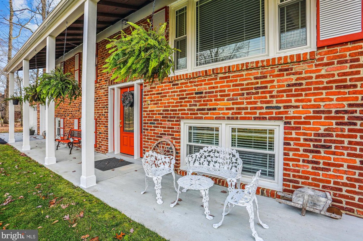 8112 Seneca View Dr, Gaithersburg, MD 20882-3621