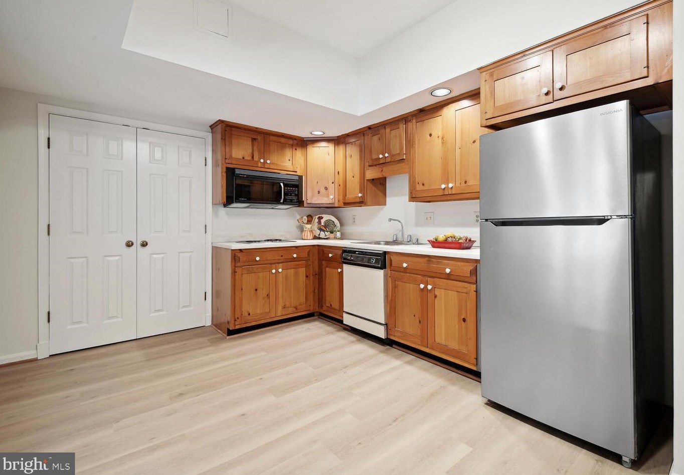 12716 Split Creek Ct, Gaithersburg MD  20878-5900 exterior